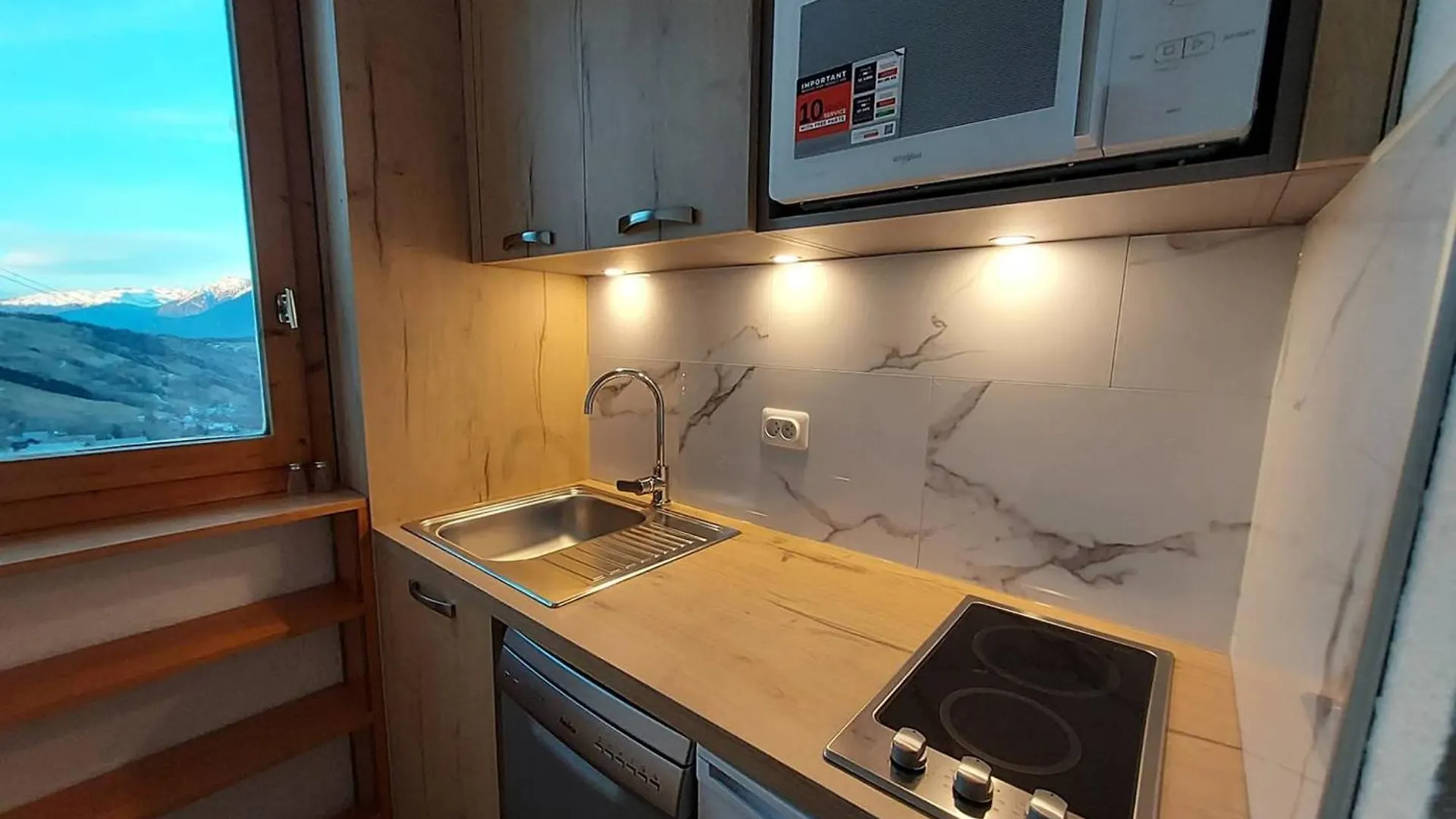 Appartement Ski-In/Out, Proche Esf Et Commerces, Animaux Acceptes - Fr-1-356-530 contacts